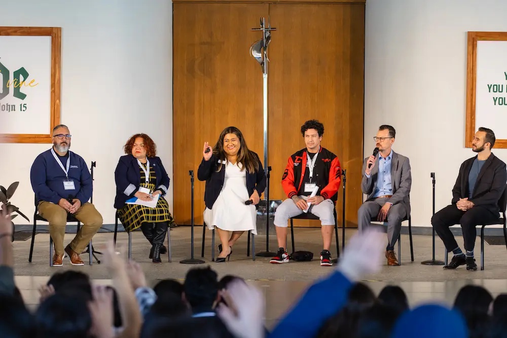 Erika Sanchez responds during a panel at last year’s Hispanic Leadership Conference